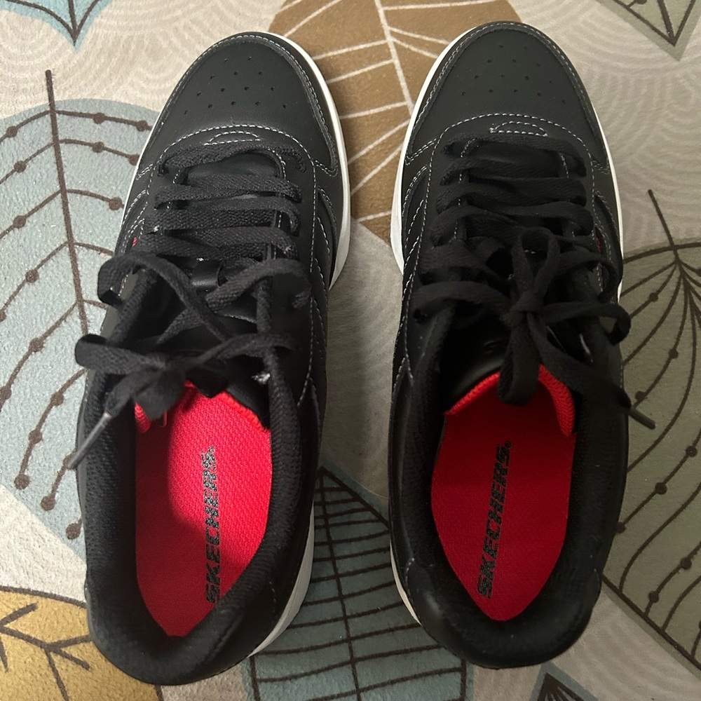 Kids sneakers